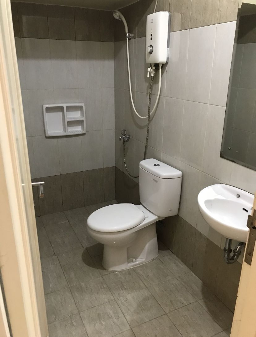 Rumah Disewakan Semi Furnished di  Lippo Cikarang